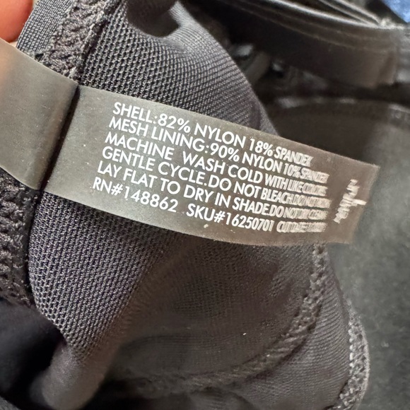 Torrid Swimsuit 1X Triangle Bikini Top Crossing Back NEW - Picture 8 of 9